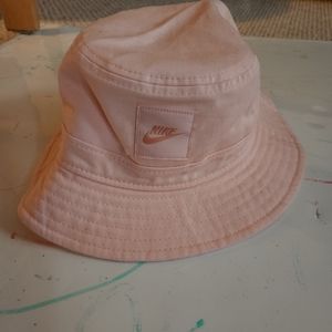 Nike Bucket Hat